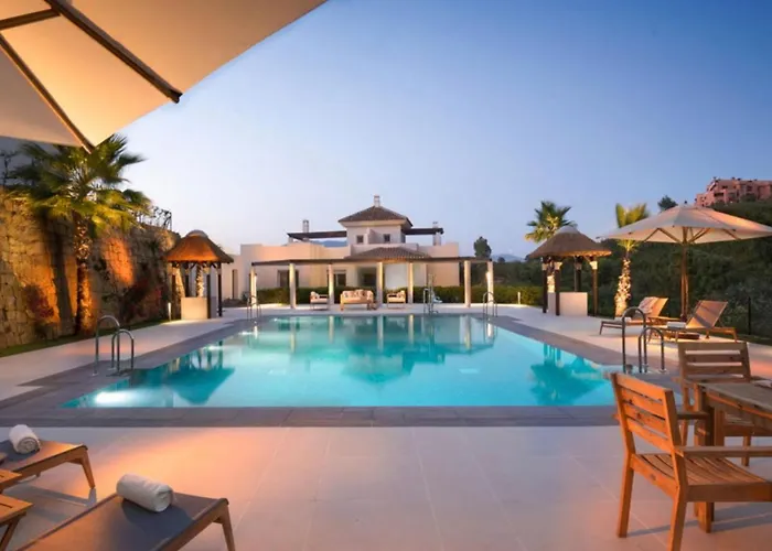 Oakhill Penthouse Hotel